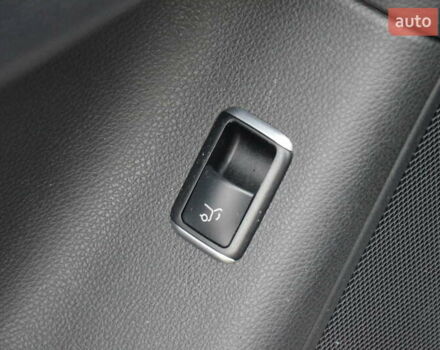 Серый Мерседес ГЛЕ-Класс, объемом двигателя 2.2 л и пробегом 211 тыс. км за 26600 $, фото 56 на Automoto.ua