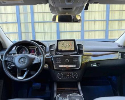 Серый Мерседес ГЛЕ-Класс, объемом двигателя 3.5 л и пробегом 78 тыс. км за 10000 $, фото 7 на Automoto.ua