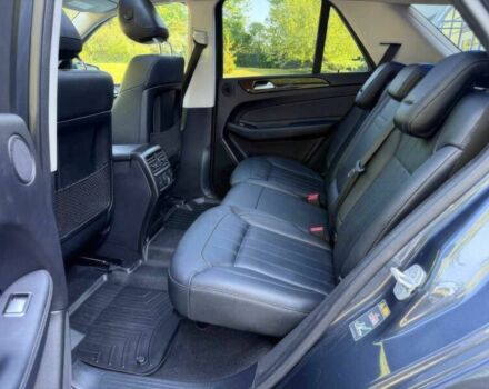 Серый Мерседес ГЛЕ-Класс, объемом двигателя 3.5 л и пробегом 78 тыс. км за 10000 $, фото 14 на Automoto.ua