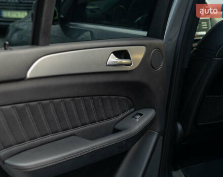 Серый Мерседес ГЛЕ-Класс, объемом двигателя 2.99 л и пробегом 253 тыс. км за 37500 $, фото 49 на Automoto.ua