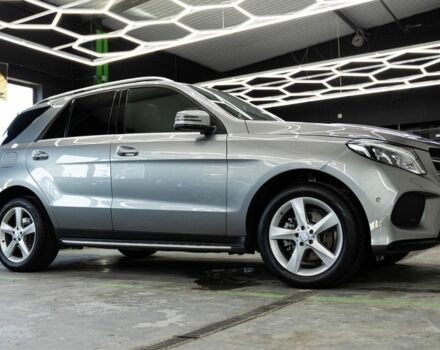 Серый Мерседес ГЛЕ-Класс, объемом двигателя 3.5 л и пробегом 145 тыс. км за 23900 $, фото 6 на Automoto.ua