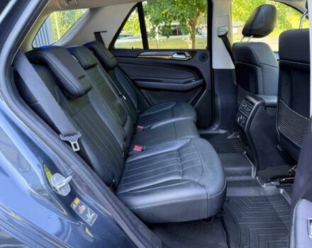 Серый Мерседес ГЛЕ-Класс, объемом двигателя 3.5 л и пробегом 78 тыс. км за 10000 $, фото 15 на Automoto.ua