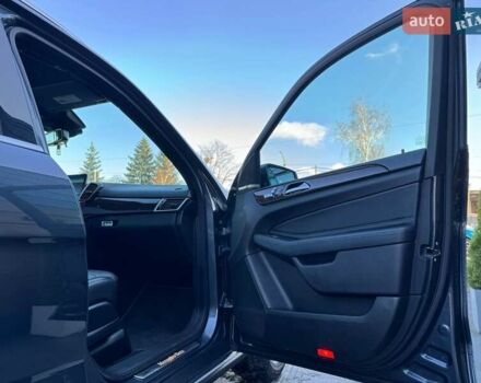 Серый Мерседес ГЛЕ-Класс, объемом двигателя 3.5 л и пробегом 159 тыс. км за 24500 $, фото 84 на Automoto.ua