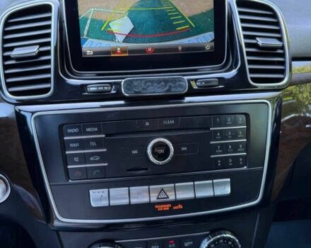 Серый Мерседес ГЛЕ-Класс, объемом двигателя 3.5 л и пробегом 78 тыс. км за 10000 $, фото 12 на Automoto.ua