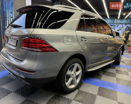 Серый Мерседес ГЛЕ-Класс, объемом двигателя 3.5 л и пробегом 117 тыс. км за 29000 $, фото 2 на Automoto.ua