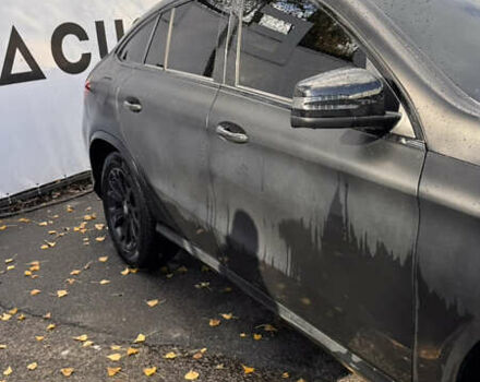 Серый Мерседес ГЛЕ-Класс, объемом двигателя 2.99 л и пробегом 123 тыс. км за 48000 $, фото 13 на Automoto.ua