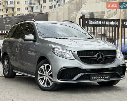 Серый Мерседес ГЛЕ-Класс, объемом двигателя 3.5 л и пробегом 168 тыс. км за 25899 $, фото 2 на Automoto.ua