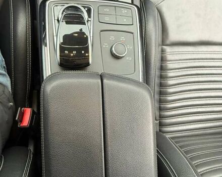 Сірий Мерседес ГЛЕ-Клас, об'ємом двигуна 2.99 л та пробігом 145 тис. км за 43000 $, фото 36 на Automoto.ua