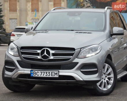 Серый Мерседес ГЛЕ-Класс, объемом двигателя 2.2 л и пробегом 211 тыс. км за 26600 $, фото 1 на Automoto.ua