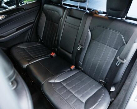 Серый Мерседес ГЛЕ-Класс, объемом двигателя 3.5 л и пробегом 145 тыс. км за 23900 $, фото 10 на Automoto.ua