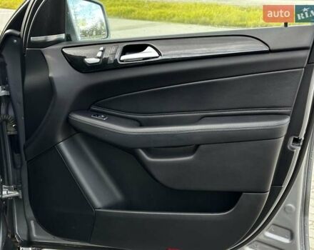 Сірий Мерседес ГЛЕ-Клас, об'ємом двигуна 3.5 л та пробігом 162 тис. км за 27499 $, фото 40 на Automoto.ua