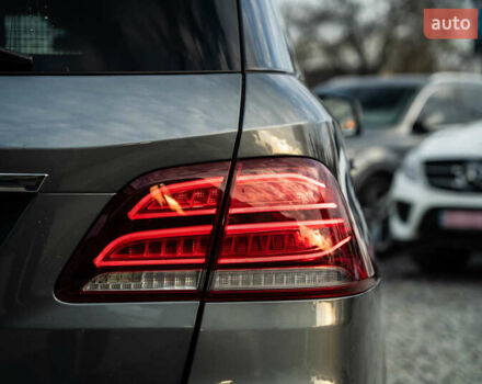 Серый Мерседес ГЛЕ-Класс, объемом двигателя 2.99 л и пробегом 253 тыс. км за 37500 $, фото 7 на Automoto.ua