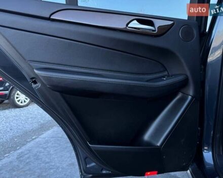 Серый Мерседес ГЛЕ-Класс, объемом двигателя 3.5 л и пробегом 159 тыс. км за 24500 $, фото 58 на Automoto.ua