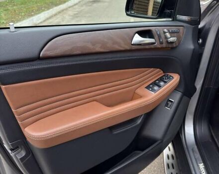 Серый Мерседес ГЛЕ-Класс, объемом двигателя 2.99 л и пробегом 169 тыс. км за 49350 $, фото 12 на Automoto.ua