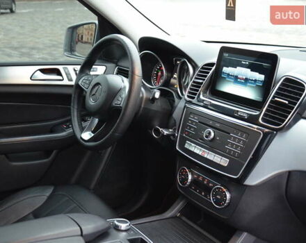 Серый Мерседес ГЛЕ-Класс, объемом двигателя 2.2 л и пробегом 211 тыс. км за 26600 $, фото 67 на Automoto.ua