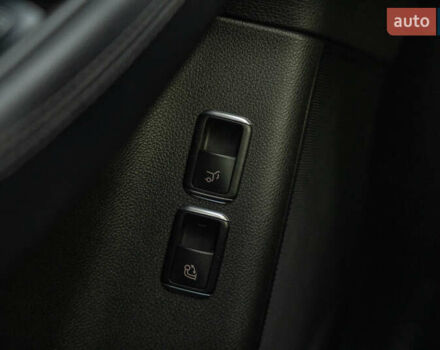 Серый Мерседес ГЛЕ-Класс, объемом двигателя 2.99 л и пробегом 253 тыс. км за 37500 $, фото 21 на Automoto.ua