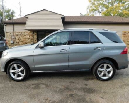 Серый Мерседес ГЛЕ-Класс, объемом двигателя 2.1 л и пробегом 78 тыс. км за 10000 $, фото 3 на Automoto.ua