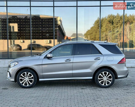 Серый Мерседес ГЛЕ-Класс, объемом двигателя 2.99 л и пробегом 127 тыс. км за 36499 $, фото 2 на Automoto.ua