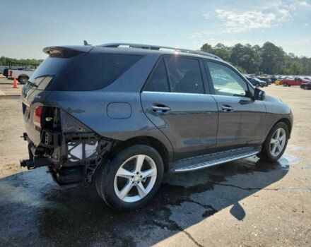 Сірий Мерседес ГЛЕ-Клас, об'ємом двигуна 0 л та пробігом 105 тис. км за 6000 $, фото 2 на Automoto.ua