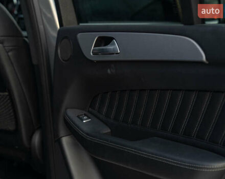 Серый Мерседес ГЛЕ-Класс, объемом двигателя 2.99 л и пробегом 253 тыс. км за 37500 $, фото 50 на Automoto.ua