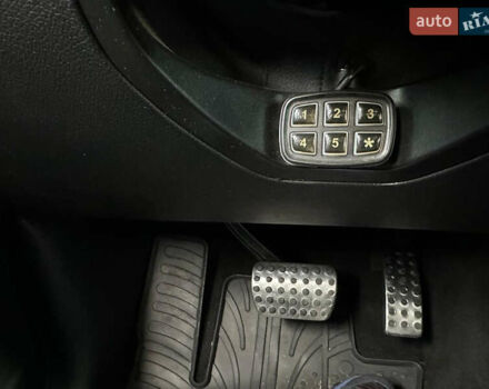 Сірий Мерседес ГЛЕ-Клас, об'ємом двигуна 3 л та пробігом 260 тис. км за 37000 $, фото 5 на Automoto.ua