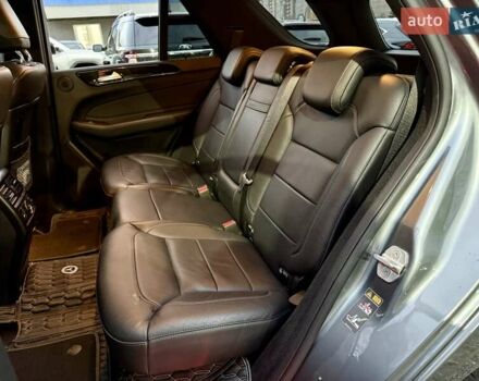 Серый Мерседес ГЛЕ-Класс, объемом двигателя 3 л и пробегом 114 тыс. км за 38000 $, фото 9 на Automoto.ua