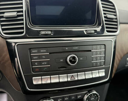 Серый Мерседес ГЛЕ-Класс, объемом двигателя 3 л и пробегом 174 тыс. км за 34500 $, фото 40 на Automoto.ua