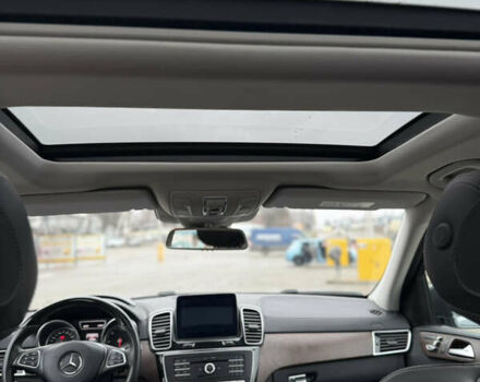 Серый Мерседес ГЛЕ-Класс, объемом двигателя 3 л и пробегом 174 тыс. км за 34500 $, фото 3 на Automoto.ua