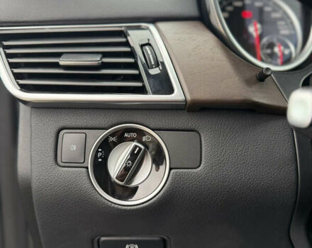 Серый Мерседес ГЛЕ-Класс, объемом двигателя 3 л и пробегом 174 тыс. км за 34500 $, фото 42 на Automoto.ua