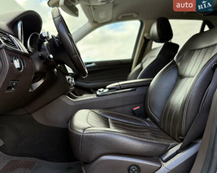 Мерседес ГЛЕ-Клас 2017 у Луцьку на Automoto.ua Сірий Мерседес ГЛЕ-Клас, об'ємом двигуна 2.2 л та пробігом 150 тис. км за 31599 $, фото 33 на Automoto.ua