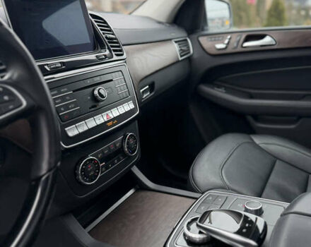 Серый Мерседес ГЛЕ-Класс, объемом двигателя 3 л и пробегом 174 тыс. км за 34500 $, фото 36 на Automoto.ua