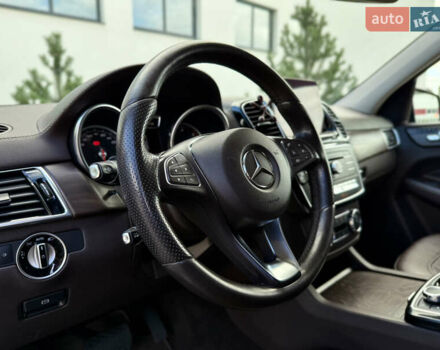Мерседес ГЛЕ-Клас 2017 у Луцьку на Automoto.ua Сірий Мерседес ГЛЕ-Клас, об'ємом двигуна 2.2 л та пробігом 150 тис. км за 31599 $, фото 29 на Automoto.ua