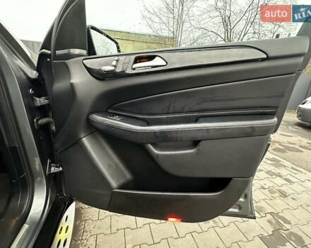 Сірий Мерседес ГЛЕ-Клас, об'ємом двигуна 3.5 л та пробігом 70 тис. км за 33500 $, фото 35 на Automoto.ua