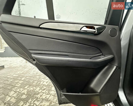 Сірий Мерседес ГЛЕ-Клас, об'ємом двигуна 3.5 л та пробігом 70 тис. км за 33500 $, фото 24 на Automoto.ua