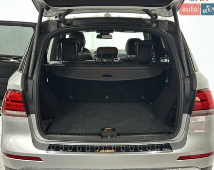 Серый Мерседес ГЛЕ-Класс, объемом двигателя 3.5 л и пробегом 40 тыс. км за 29999 $, фото 19 на Automoto.ua