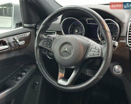 Серый Мерседес ГЛЕ-Класс, объемом двигателя 3.5 л и пробегом 40 тыс. км за 29999 $, фото 18 на Automoto.ua