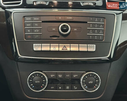 Серый Мерседес ГЛЕ-Класс, объемом двигателя 3.5 л и пробегом 40 тыс. км за 29999 $, фото 17 на Automoto.ua