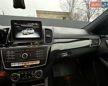 Сірий Мерседес ГЛЕ-Клас, об'ємом двигуна 3.5 л та пробігом 70 тис. км за 33500 $, фото 23 на Automoto.ua