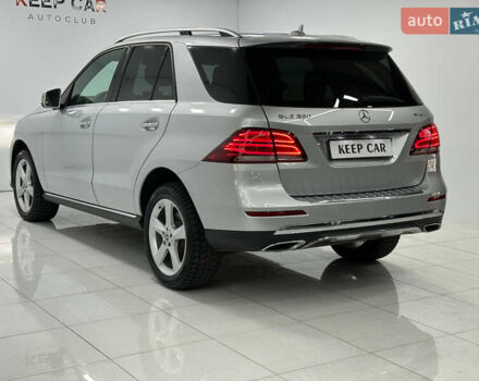 Серый Мерседес ГЛЕ-Класс, объемом двигателя 3.5 л и пробегом 40 тыс. км за 29999 $, фото 4 на Automoto.ua