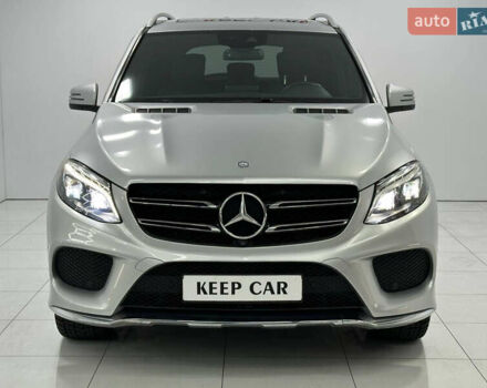 Серый Мерседес ГЛЕ-Класс, объемом двигателя 3.5 л и пробегом 40 тыс. км за 29999 $, фото 3 на Automoto.ua