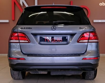 Мерседес ГЛЕ-Класс 2018 в Одессе на Automoto.ua Серый Мерседес ГЛЕ-Класс, объемом двигателя 2.1 л и пробегом 170 тыс. км за 33900 $, фото 5 на Automoto.ua