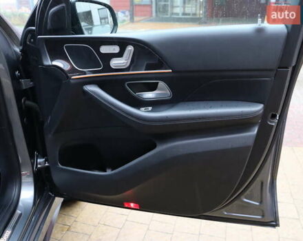 Серый Мерседес ГЛЕ-Класс, объемом двигателя 3 л и пробегом 88 тыс. км за 59900 $, фото 52 на Automoto.ua