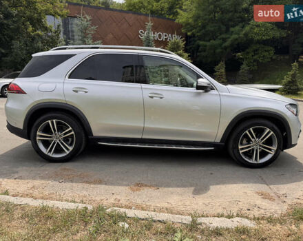 Мерседес ГЛЕ-Класс 2019 в Киеве на Automoto.ua Серый Мерседес ГЛЕ-Класс, объемом двигателя 1.99 л и пробегом 23 тыс. км за 46500 $, фото 4 на Automoto.ua