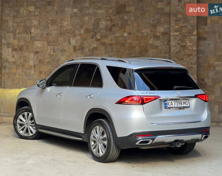 Серый Мерседес ГЛЕ-Класс, объемом двигателя 1.99 л и пробегом 99 тыс. км за 45900 $, фото 2 на Automoto.ua