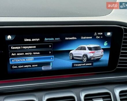 Серый Мерседес ГЛЕ-Класс, объемом двигателя 1.95 л и пробегом 75 тыс. км за 73900 $, фото 70 на Automoto.ua