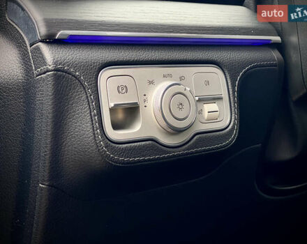 Мерседес ГЛЕ-Класс 2020 в Киеве на Automoto.ua Серый Мерседес ГЛЕ-Класс, объемом двигателя 3.98 л и пробегом 102 тыс. км за 96000 $, фото 18 на Automoto.ua