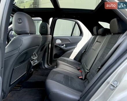 Серый Мерседес ГЛЕ-Класс, объемом двигателя 1.95 л и пробегом 75 тыс. км за 73900 $, фото 45 на Automoto.ua