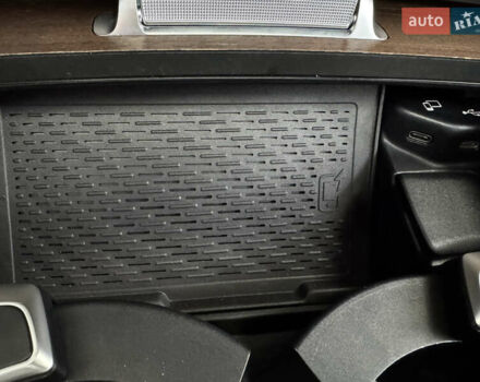 Мерседес ГЛЕ-Класс 2020 в Киеве на Automoto.ua Серый Мерседес ГЛЕ-Класс, объемом двигателя 2 л и пробегом 71 тыс. км за 57500 $, фото 30 на Automoto.ua