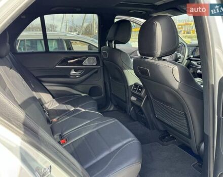 Мерседес ГЛЕ-Клас 2020 у Луцьку на Automoto.ua Сірий Мерседес ГЛЕ-Клас, об'ємом двигуна 1.99 л та пробігом 73 тис. км за 46500 $, фото 33 на Automoto.ua