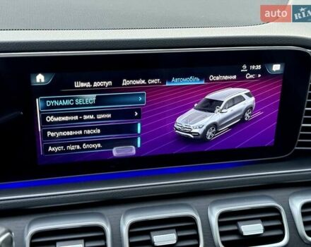 Серый Мерседес ГЛЕ-Класс, объемом двигателя 1.95 л и пробегом 75 тыс. км за 73900 $, фото 69 на Automoto.ua